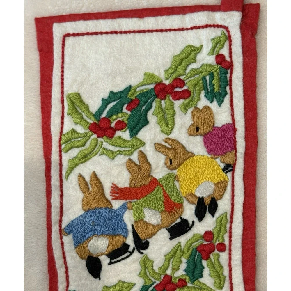 VTG‎ Columbia Minerva SKATING BUNNIES Crewel Felt Christmas Stocking FINISHED